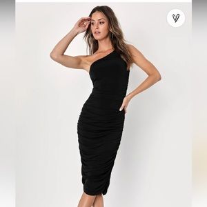 NWOT Lulu's Ruched One Shoulder Bodycon Dress